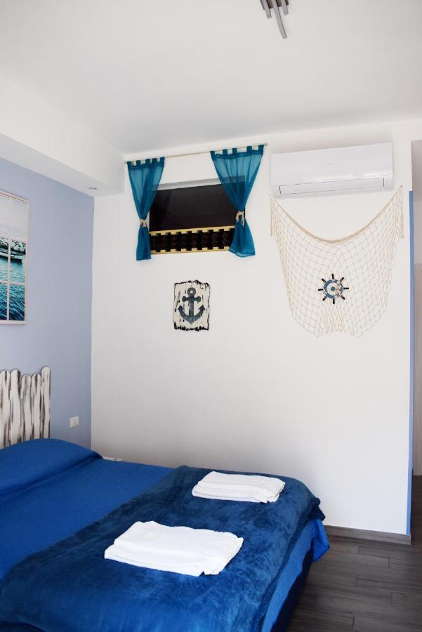 Neapolis Pie Apartment Exterior photo