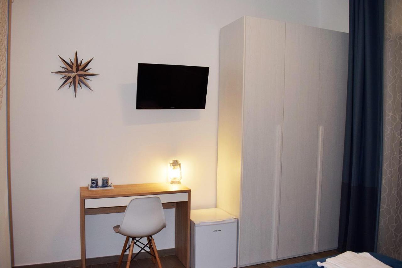 Neapolis Pie Apartment Exterior photo