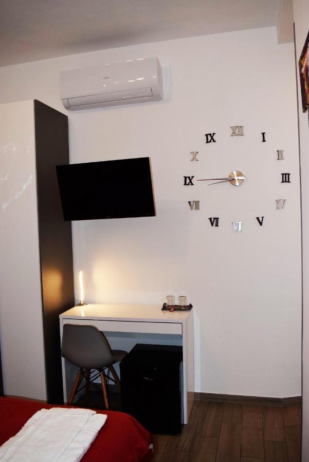 Neapolis Pie Apartment Exterior photo