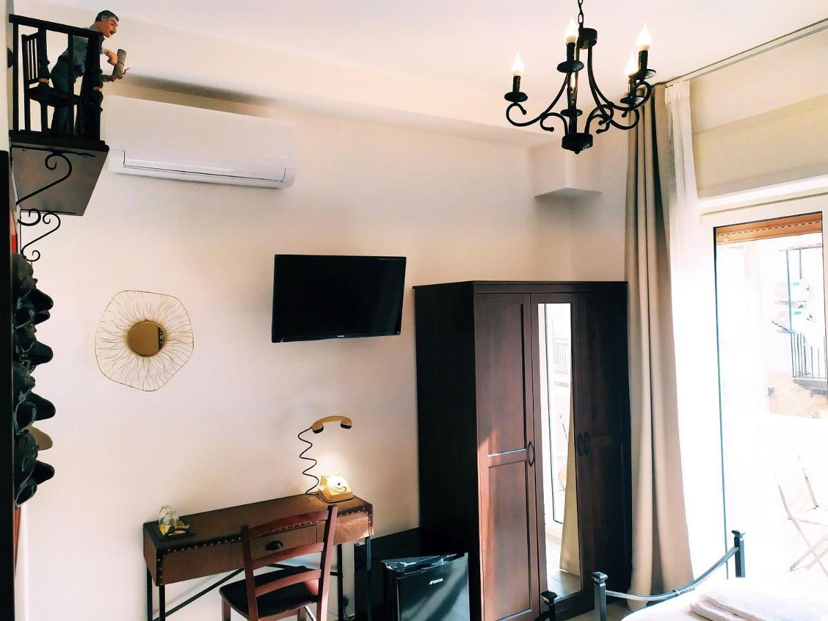 Neapolis Pie Apartment Exterior photo